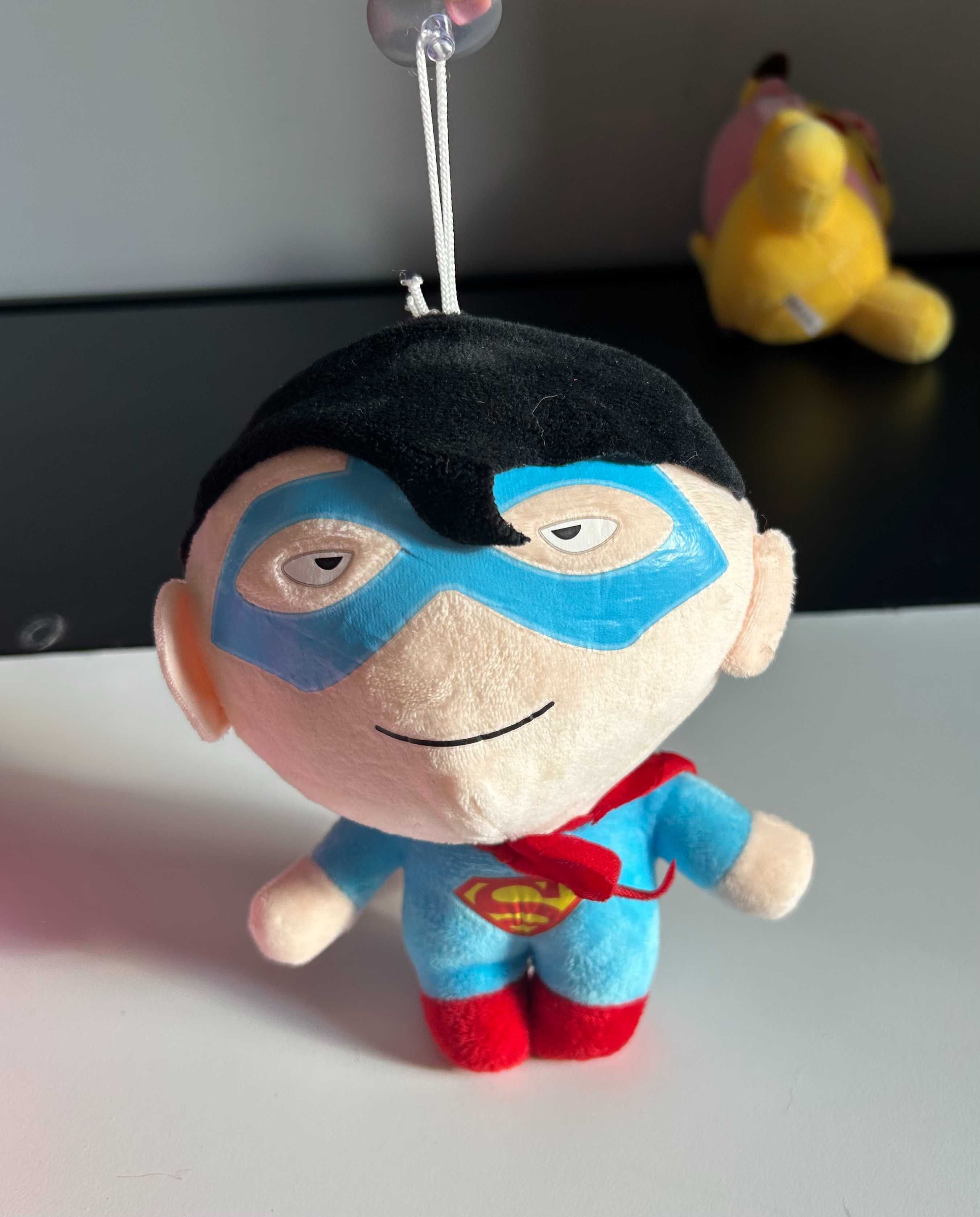 Pluszaki Pikachu, batman, supermen, trolle - Nieużywane