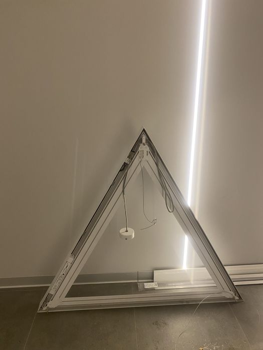 Lampy biurowe trojkąt  Geometric Ring Led 82W 4000k led 80Ra