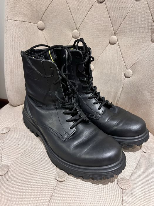 Ecco 41 botki skórzane czarne uzywane wiazane trapery workery