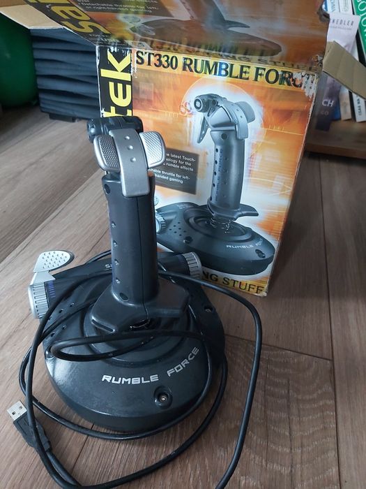 Joystick Saitek ST330 Rumble Force