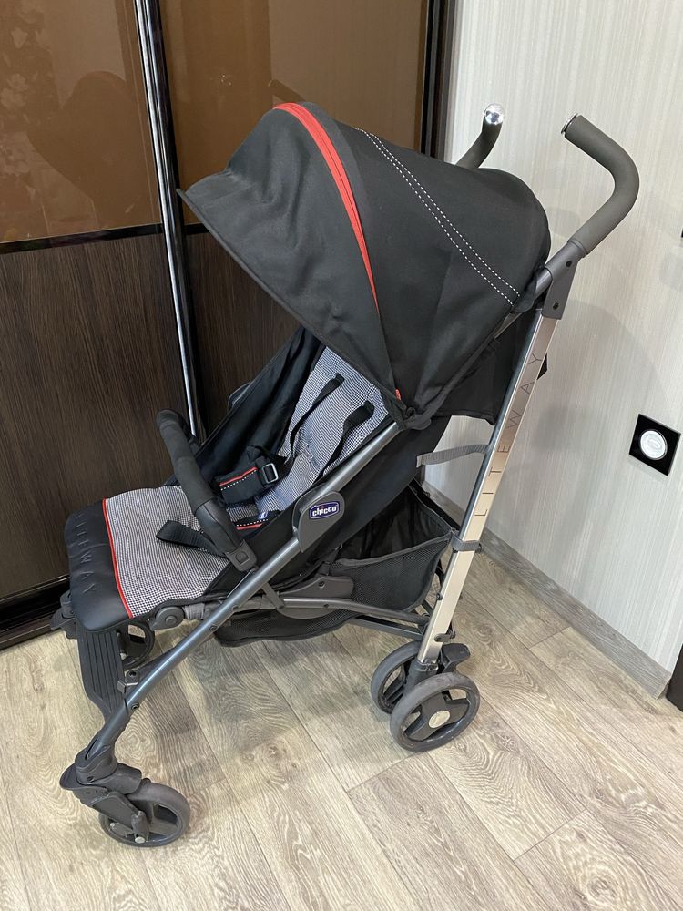 Детская коляска Chicco LiteWay идеальное состояние