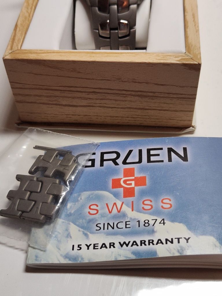 Zegarek Gruen Swiss unikat tytanowy chonograf