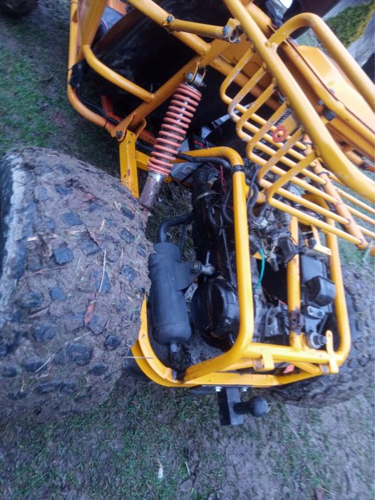 Sprzedam ładnego Buggy 200 4t . Stan dobry