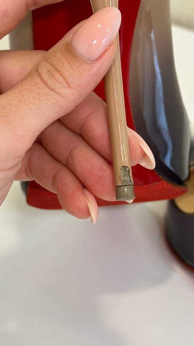 Christian Louboutin модель So Kate розмір 35 1/2 оригінал