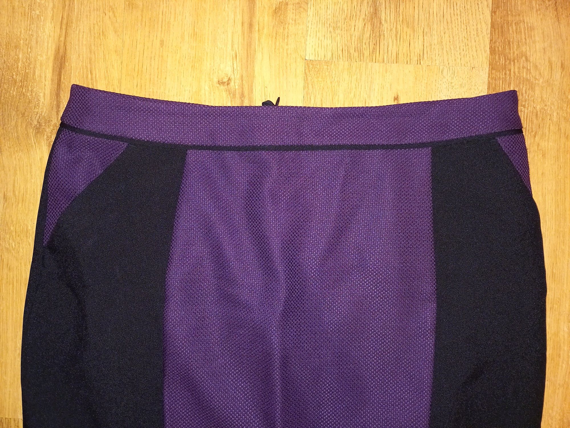 Czarnofioletowa spódnica damska | r. 44 (XXL) | F&F