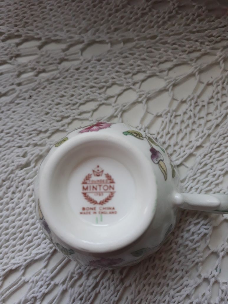 Duo Minton seria Haddon Hall porcelana kostna