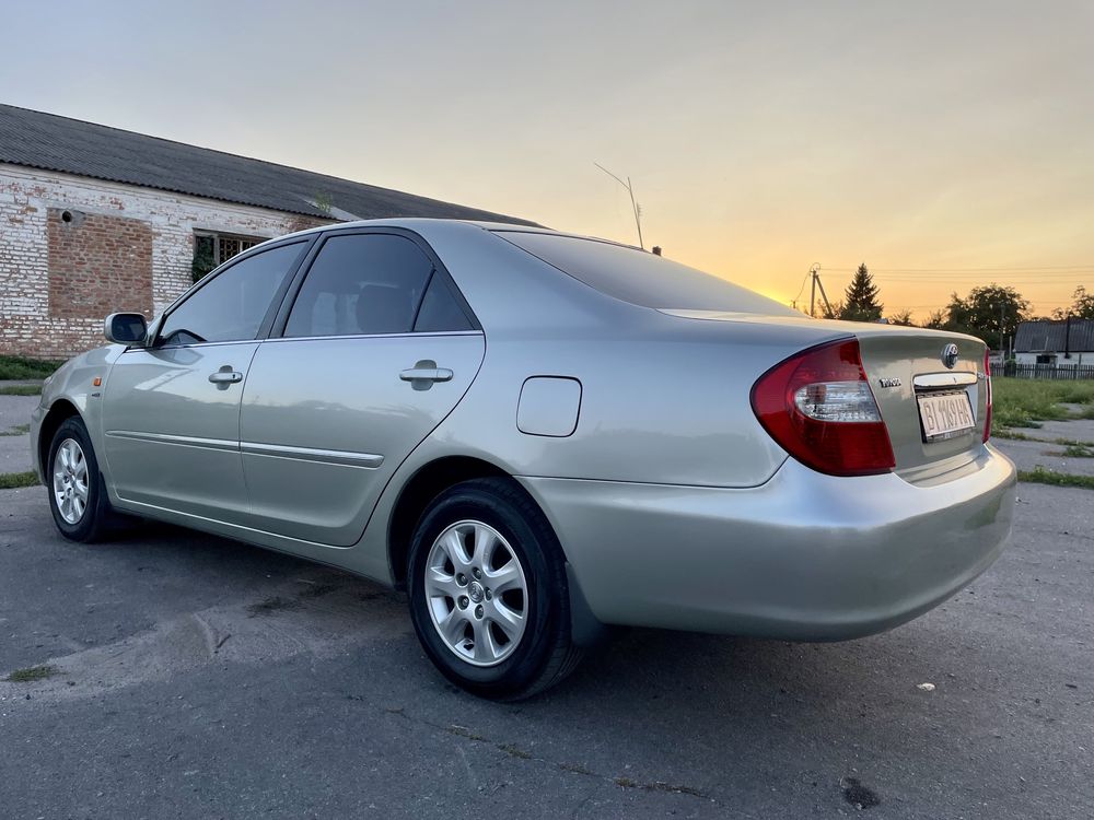 Toyota camry 30 2004