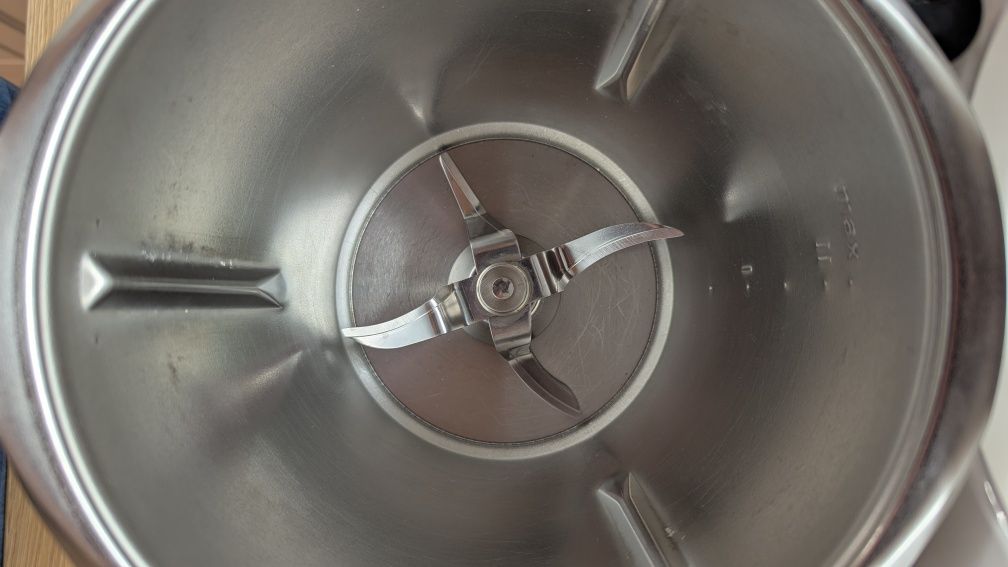 Thermomix TM5 + nowy nóż, VAROMA, koszyczek, kopystka