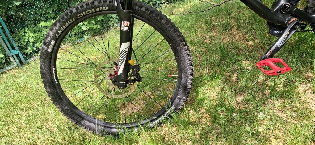 Commencal meta 2016 black edition (enduro, specialized, trek,)