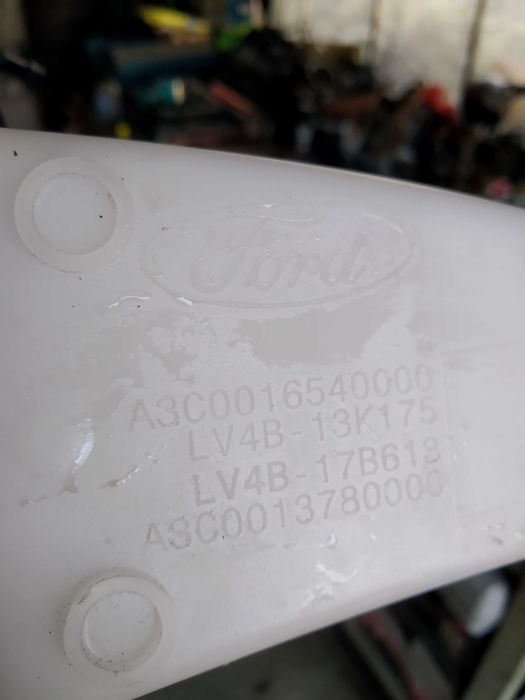 Zbiorniczek spryskiwaczy do FORD KUGA MK3