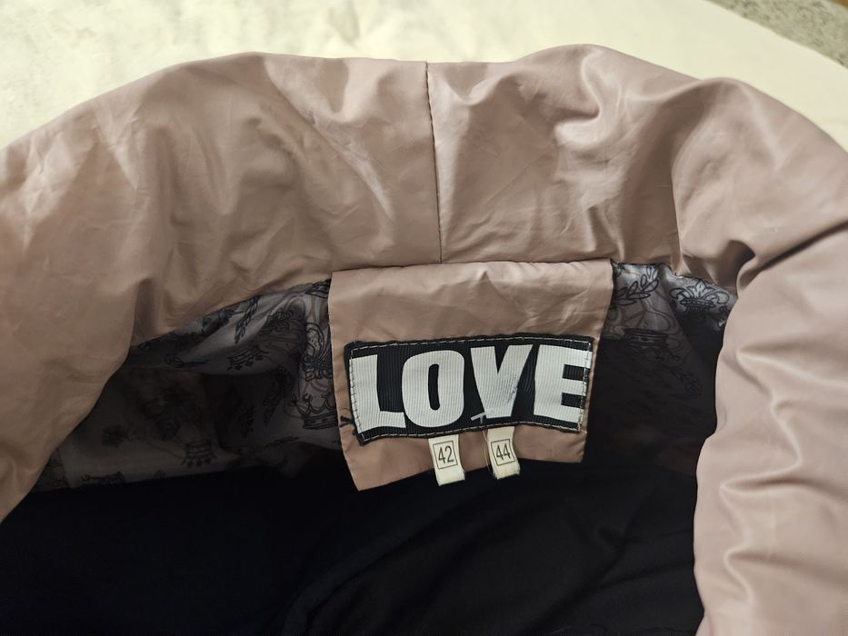 Продам жіночу теплу куртку-пальто