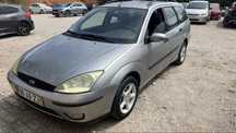 Vende Ford focus 1.4