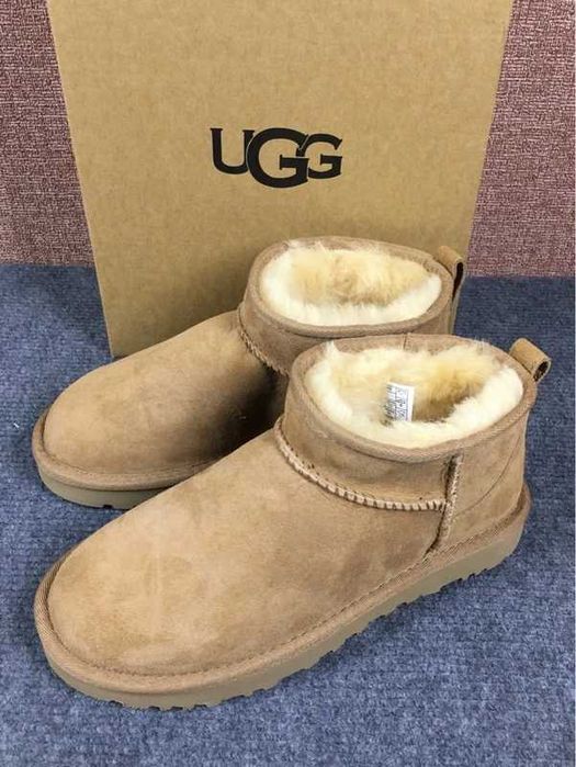 UGG_Buty lowmel_38