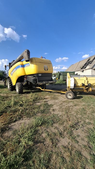 Комбайн New Holland CХ 6.90 зі жниваркою New Holland та візком 2019рік