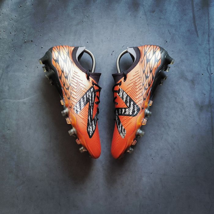 Korki New Balance Tekela v4 Pro low FG 42,5