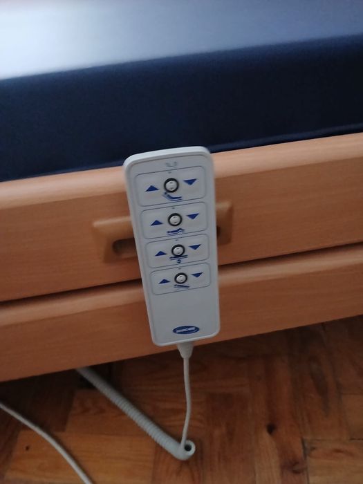 Cama Articulada INVACARE MEDLEY