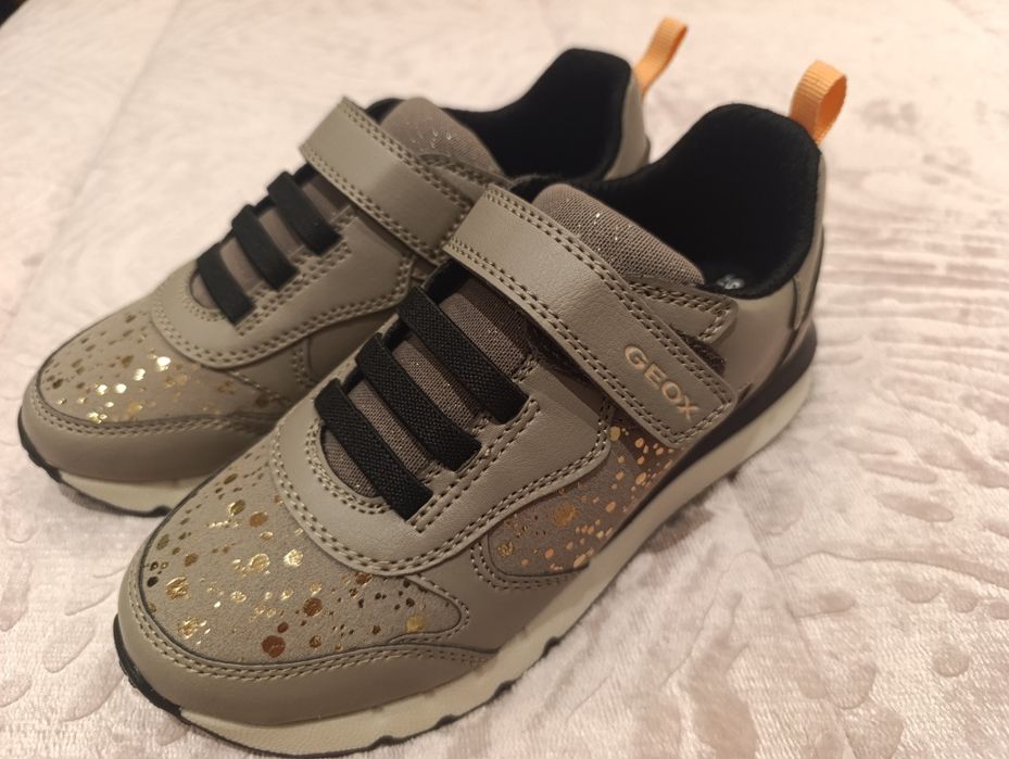 Sapatilhas novas geox