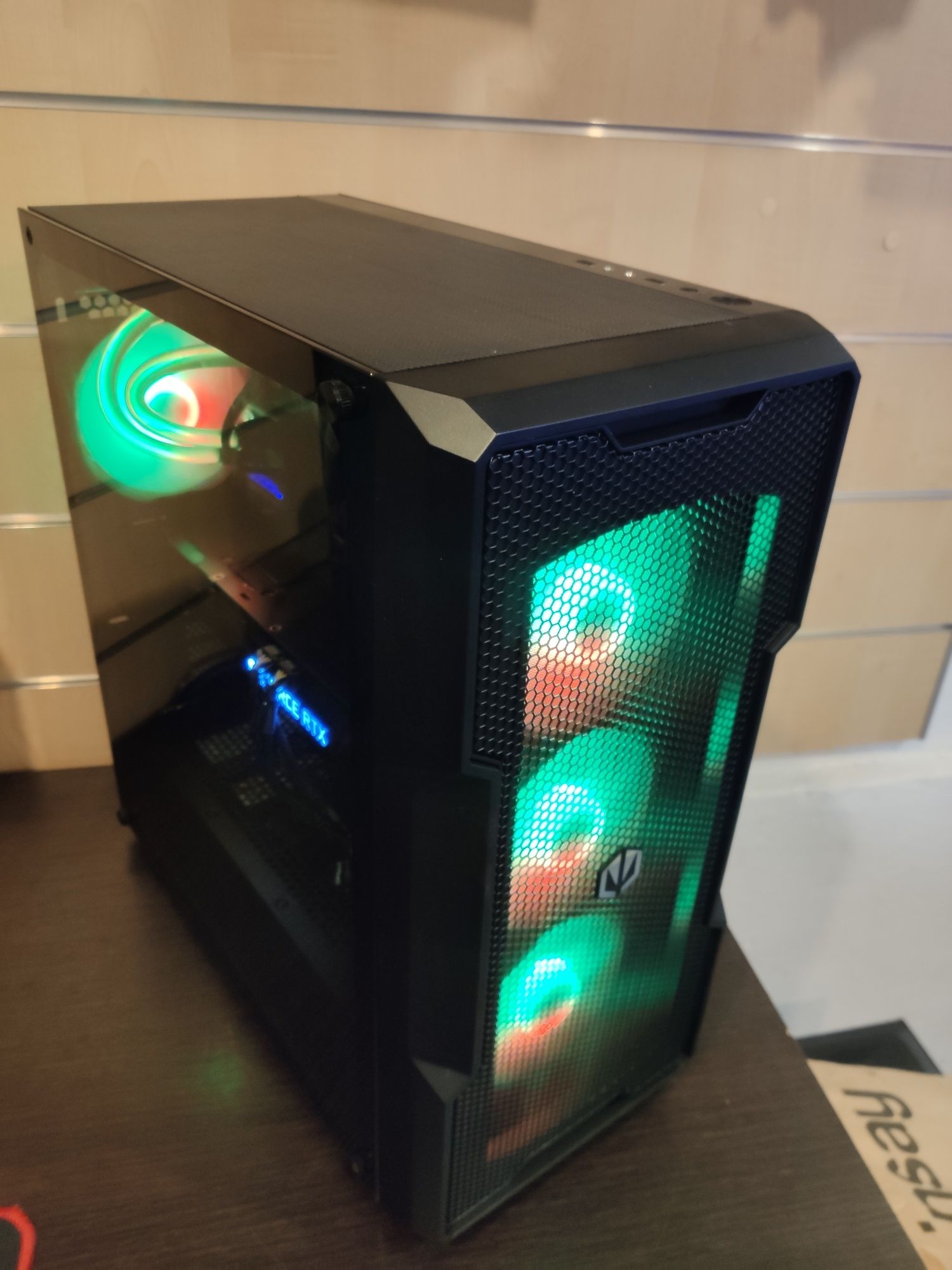 i9-13900K,LED Komputer do Gier,RTX 4070, 32 GB, woda,SSD,Win 11