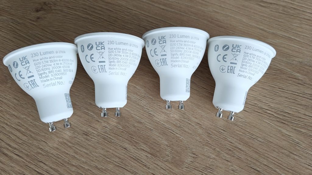 Sprzedam Nowy zestaw żarówek Hue white and color 5.7W GU10
