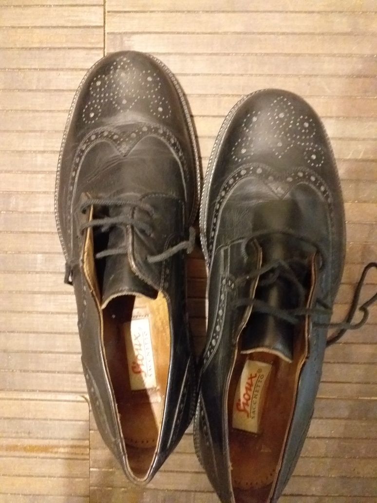 Buty męskie Oxfordy marki Sioux nr 10.