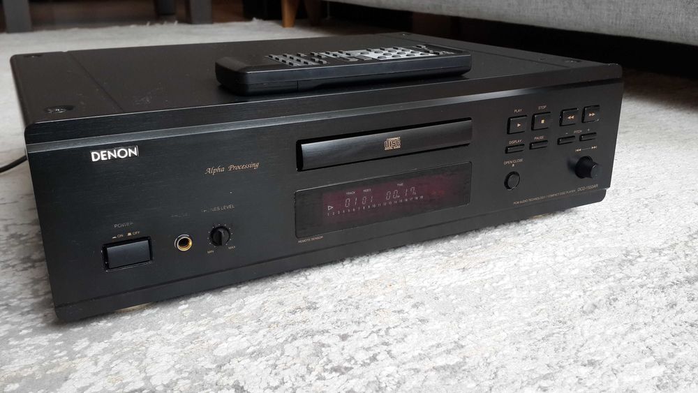 CD Denon  DCD-1550AR , SACD Denon DCD-1500AE