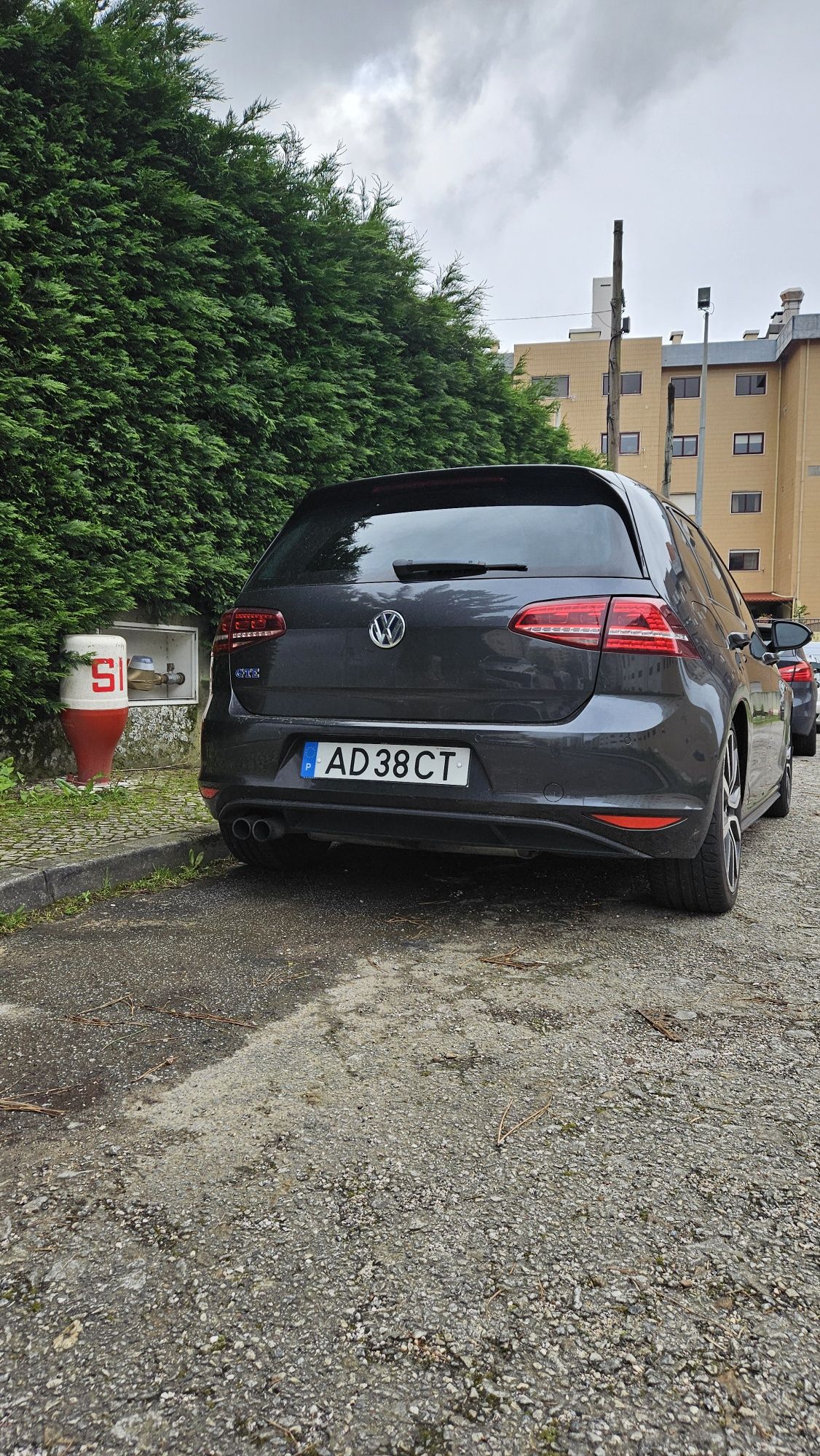 Volkswagen Golf GTE 1.4 Hibrido plug in aceito troca por Mini