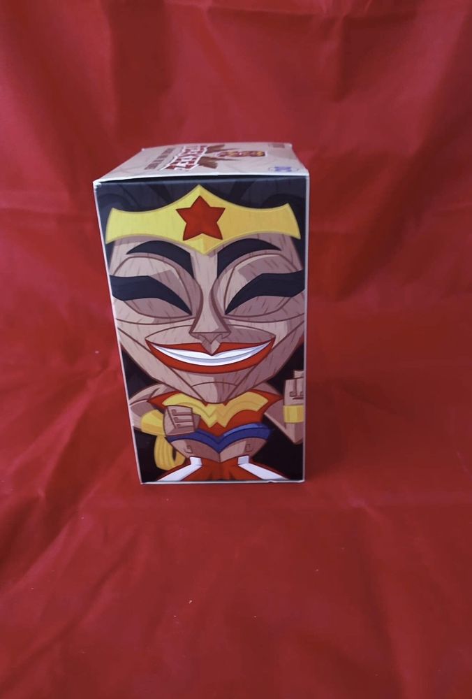 Teekeez Drewniana figurka Wonder Woman