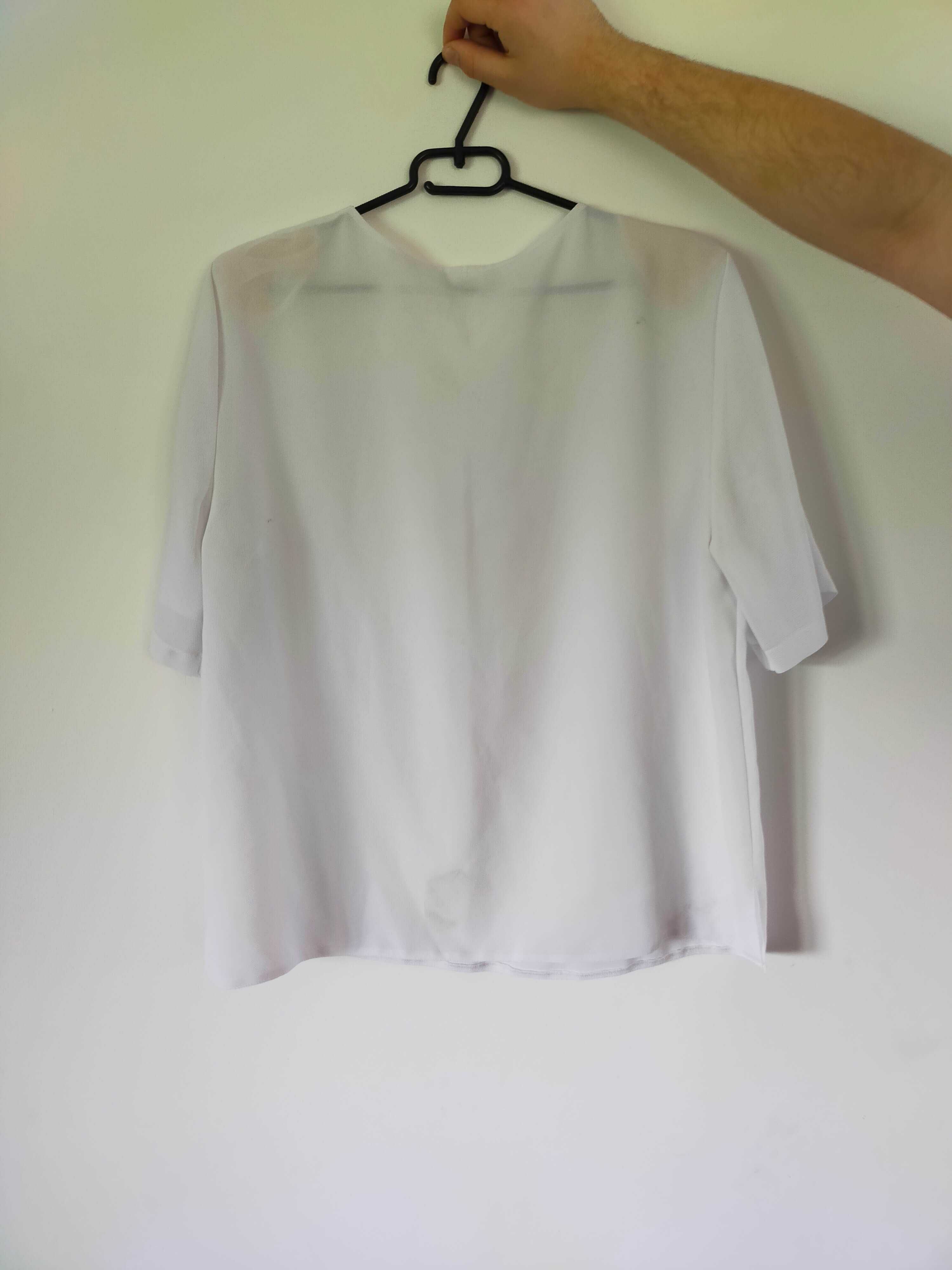 Biała bluzka z koronką  42   XL