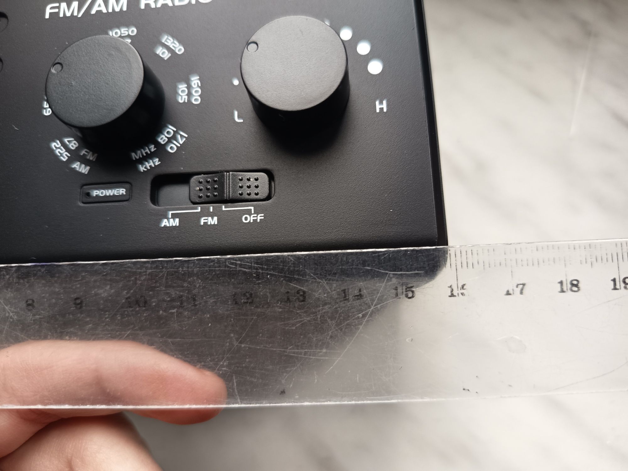 Radio przenośne FM/AM na baterie