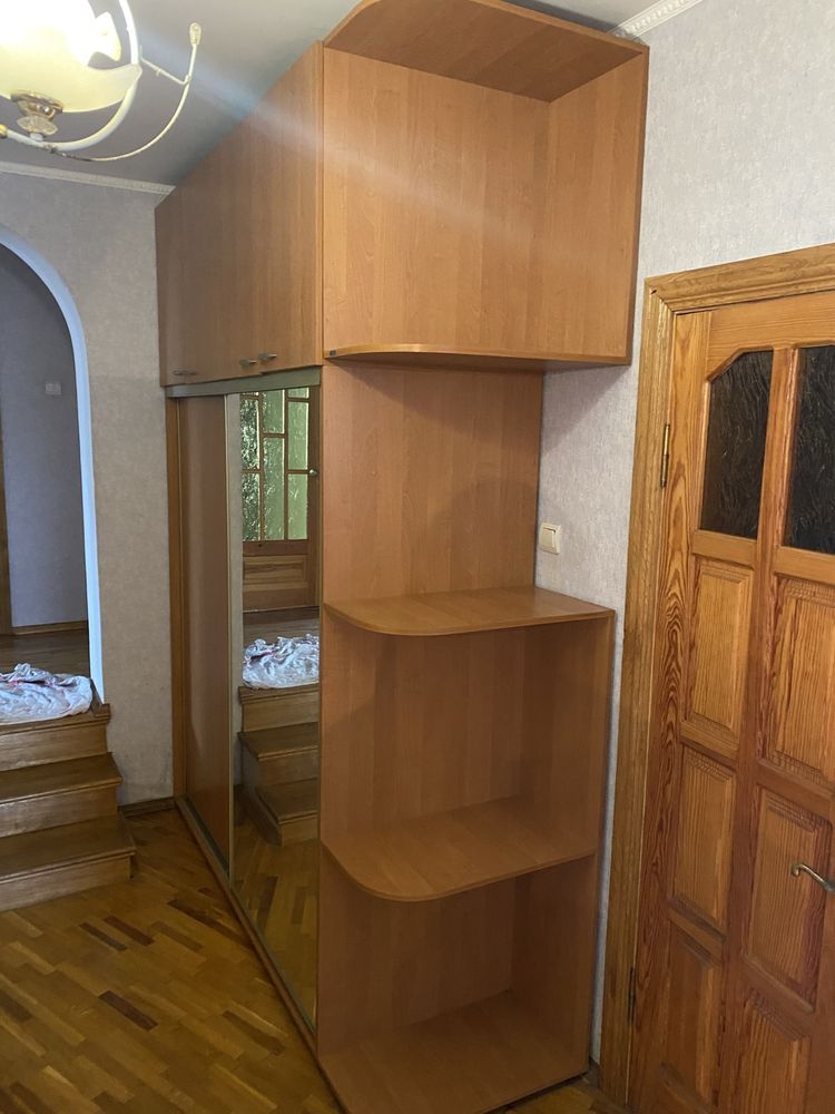 Продам бильця кроваті і шкаф купе