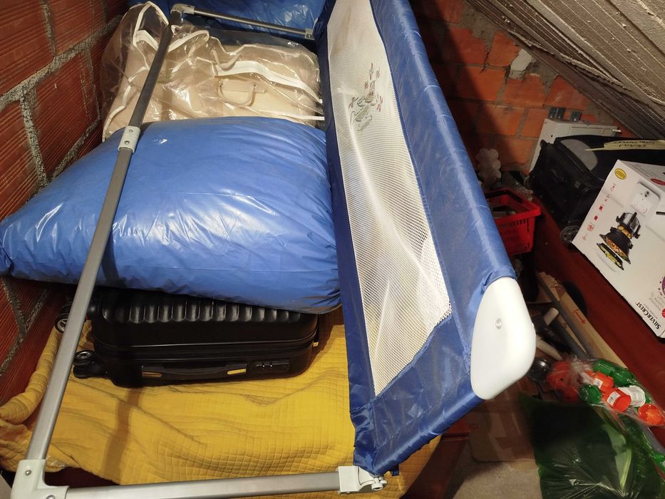 Barreira de proteção para cama de criança