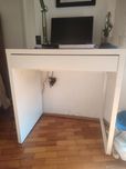 Secretaria pequena.