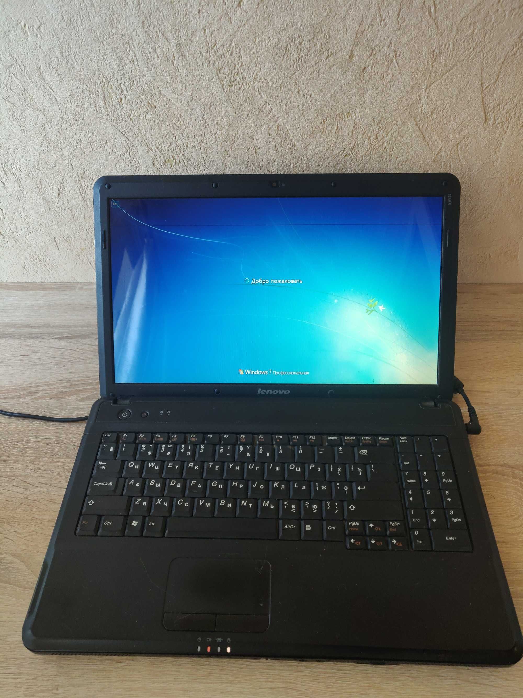 ноутбук Lenovo G555   (2 ядра, 15.6 дюйма)