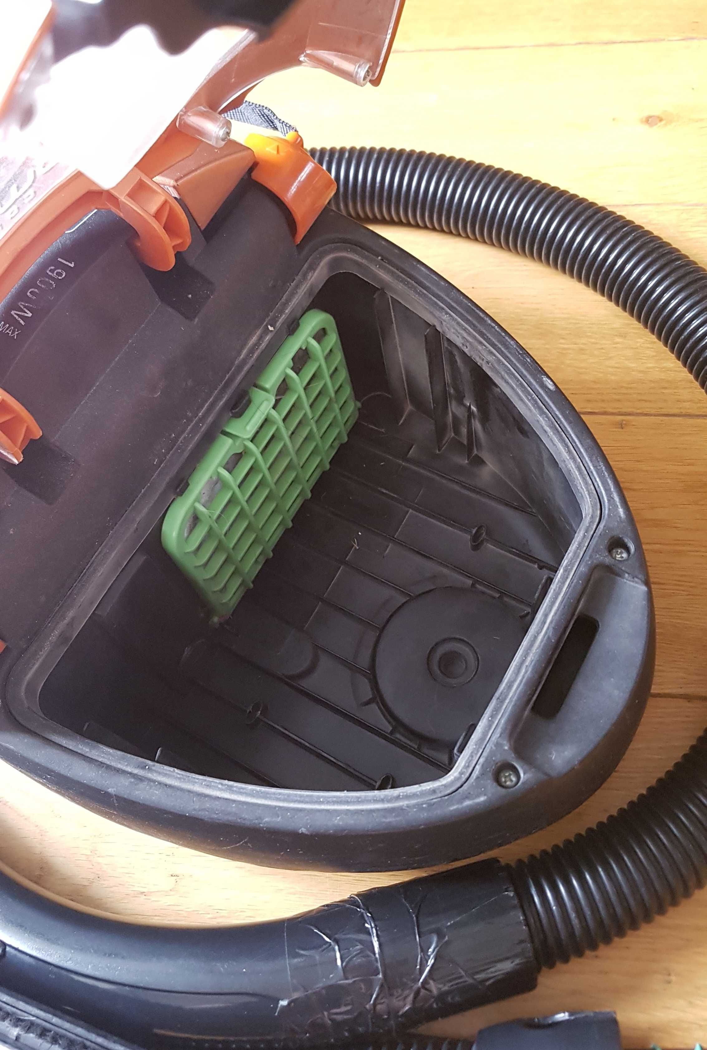 Rowenta compacteo cyclonic 1900W; RO346301 - REZERWACJA