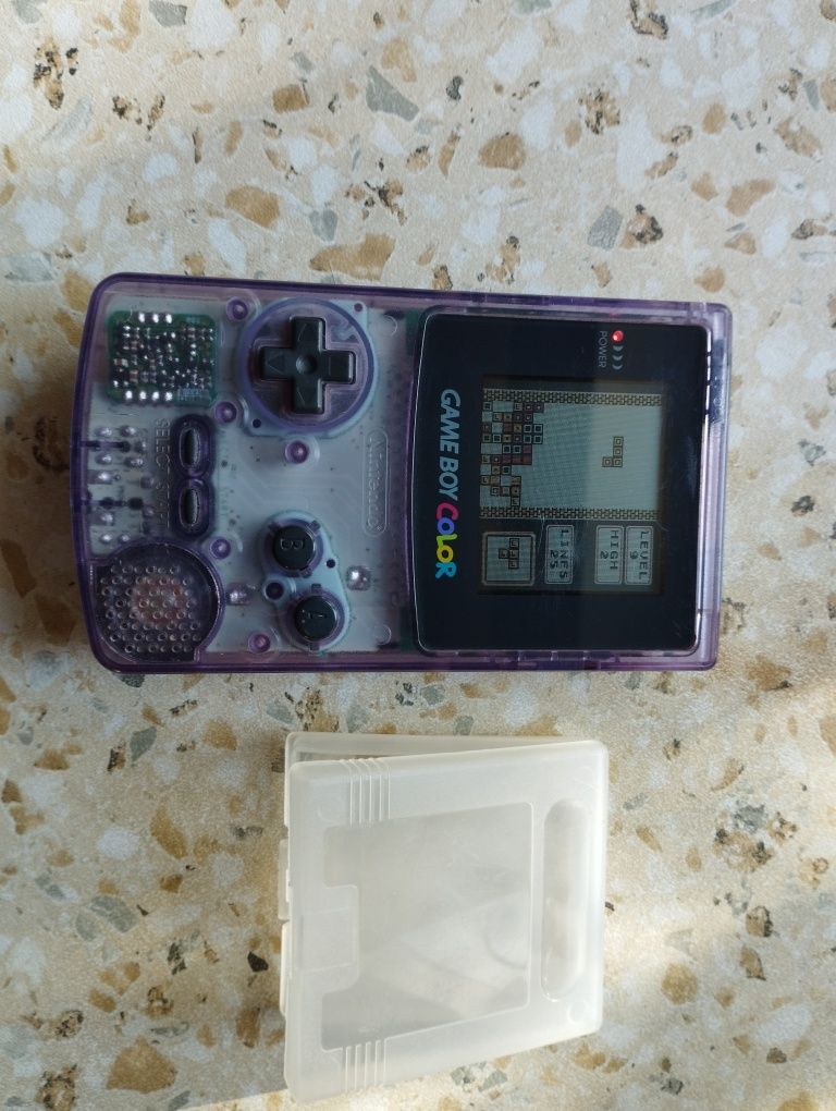 Игровая приставка Game Boy Color