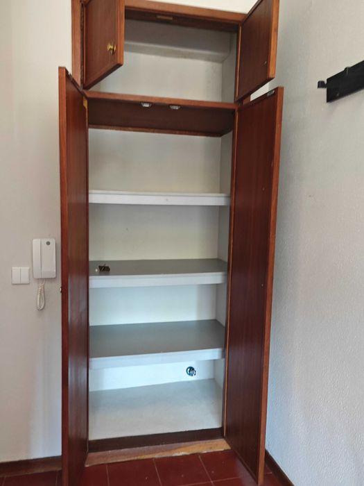 Apartamento T2 em Pedroso, Vila Nova de Gaia. - com fiador