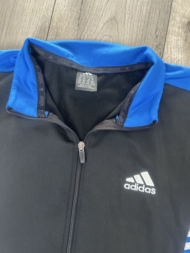 Męski czarno niebieski dres adidas w rozmiarze 2xl