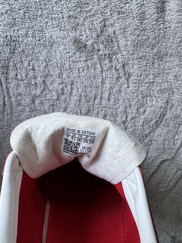 Продам Кросівки adidas Originals Gazelle Bold