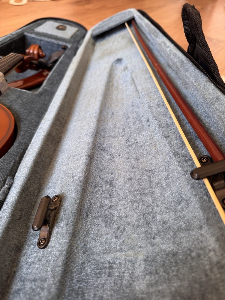 Violino como novo