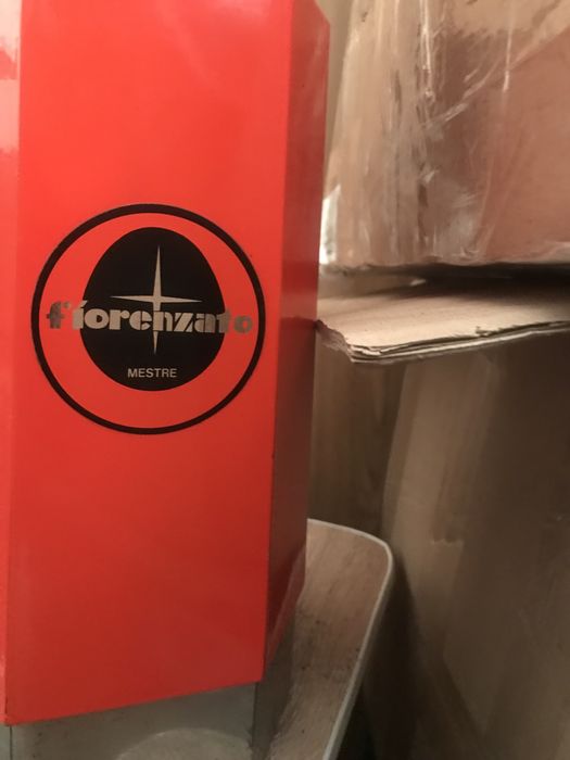 Професиональная Кофемолка fiorenzato mestre з носиком