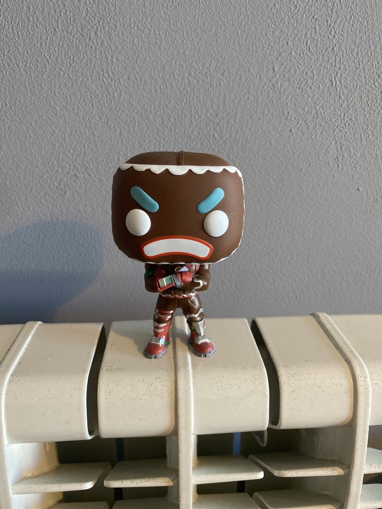 pop figures fortnite