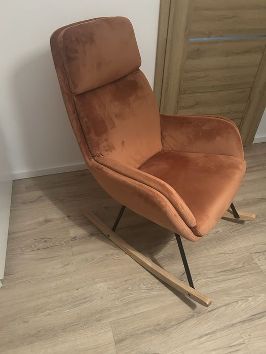 Fotel bujany Hoover velvet