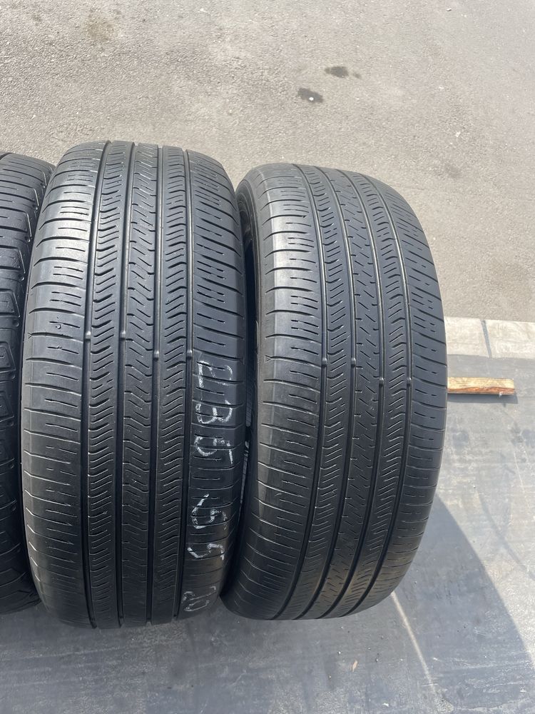 235/55/20 toyo open country a 44