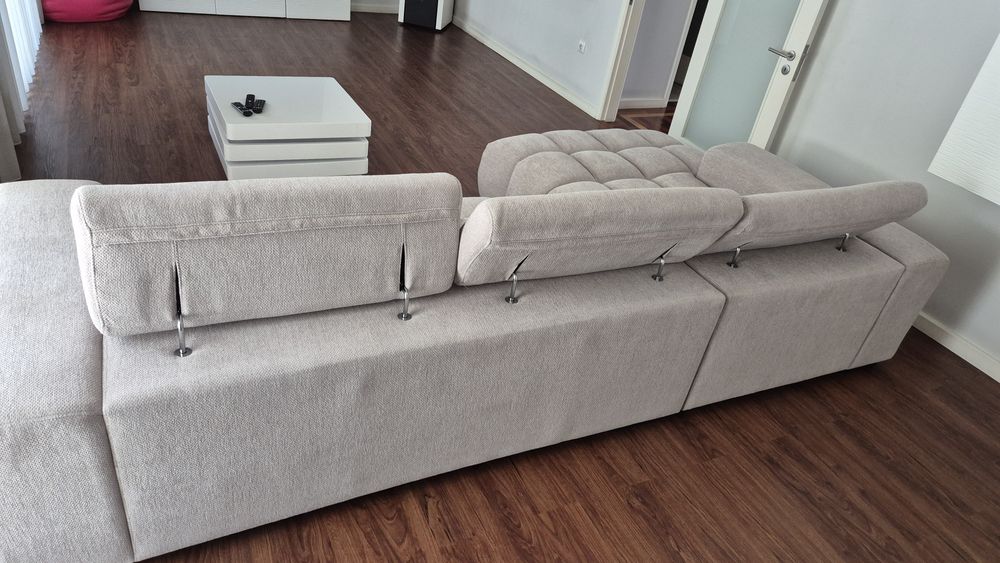 Sofá com chaise long novo
