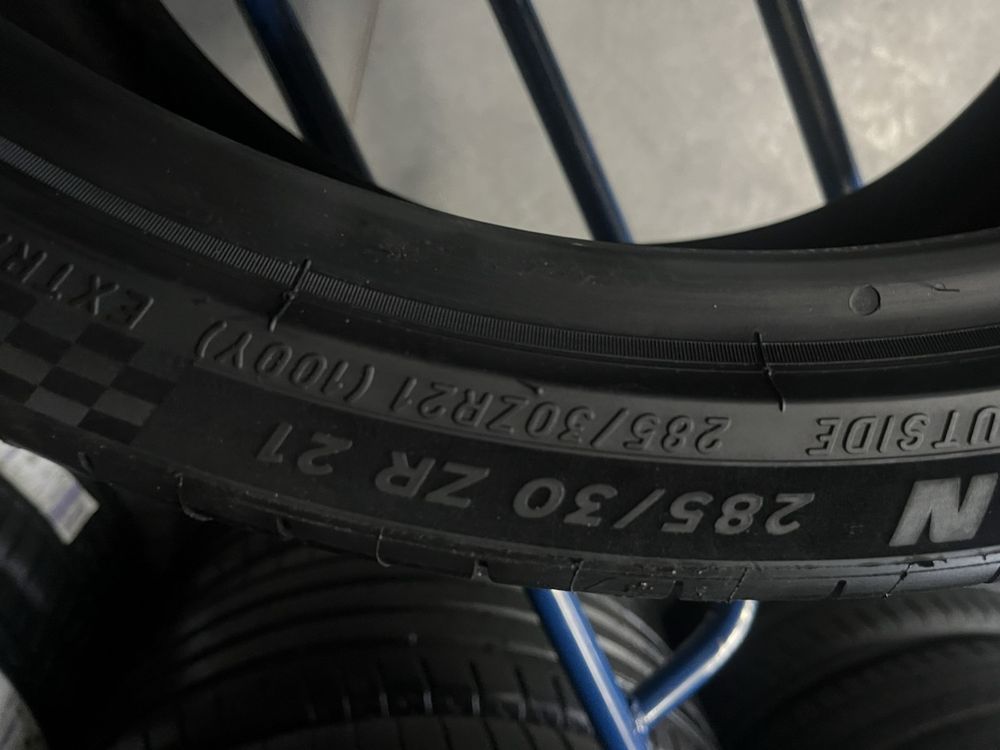 285/30/21/21+255/35/21 R21 Michelin Pilot Sport 4S 4шт нові