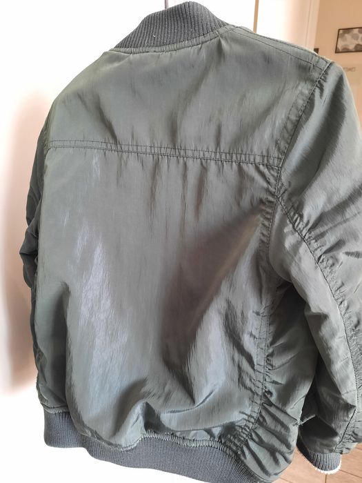 Продам куртку на хлопчика