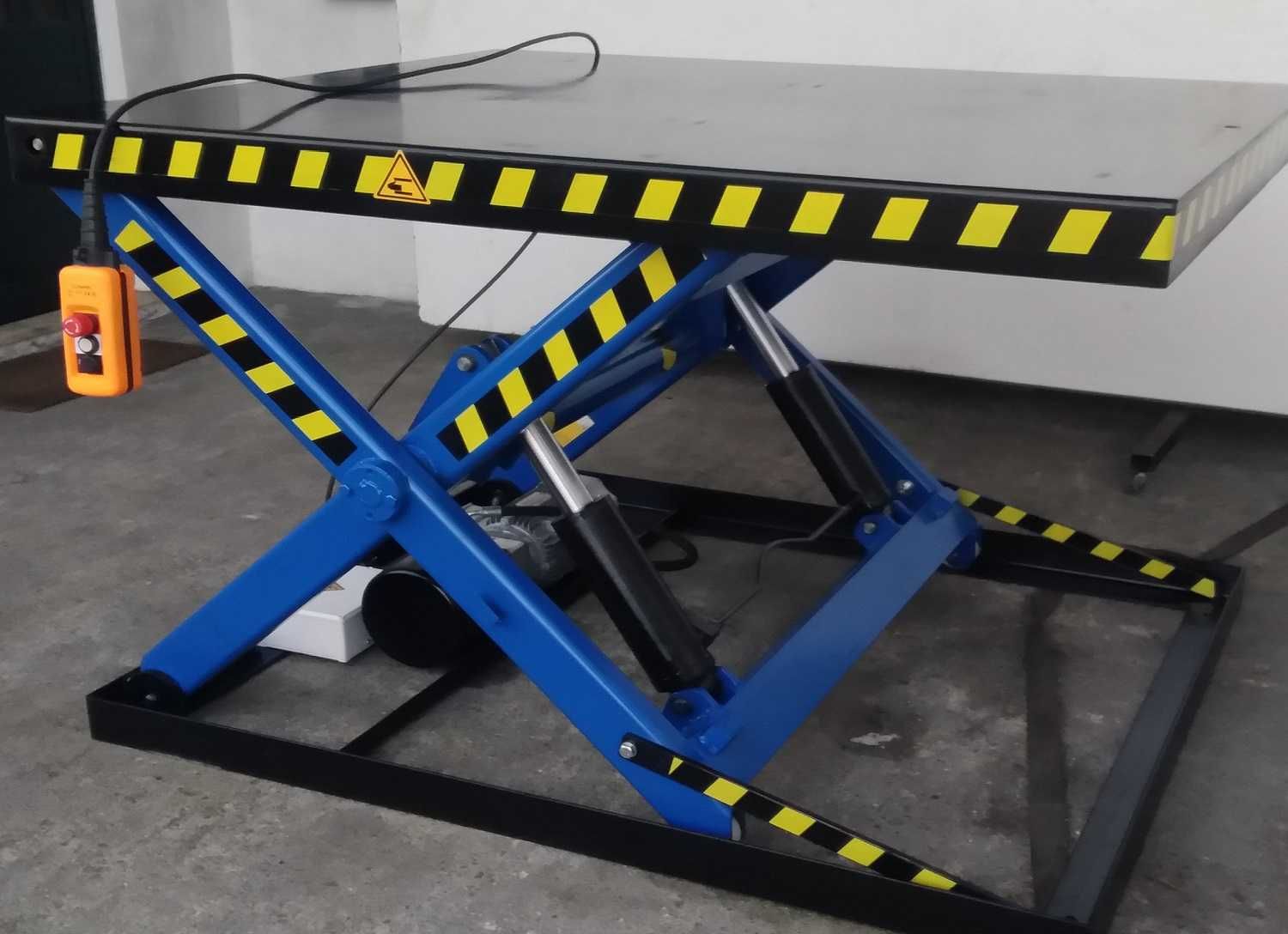 Plataformas Elevatórias até 6Ton. Metalgado Sobrado