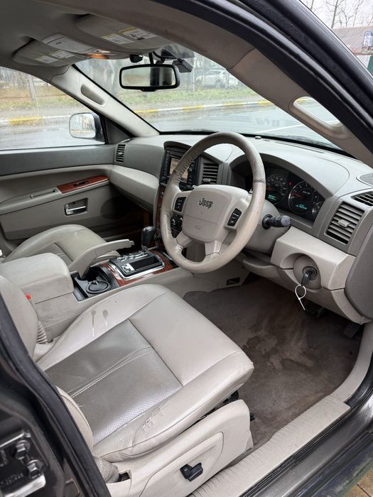 Grand Cherokke 3.0 дизель автомат 4*4 2007 год