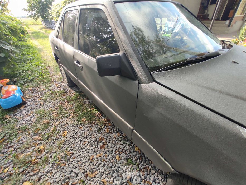 Мерседес бенс 124