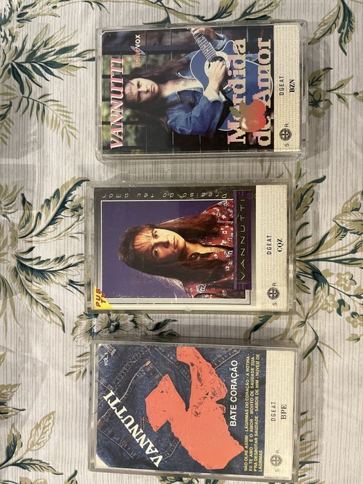 Vendo cassetes musica espetacular